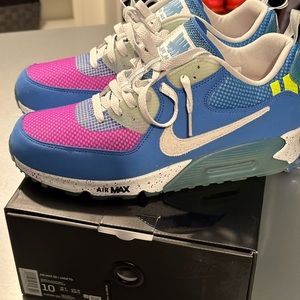 Air max 90 undefeated limited edition